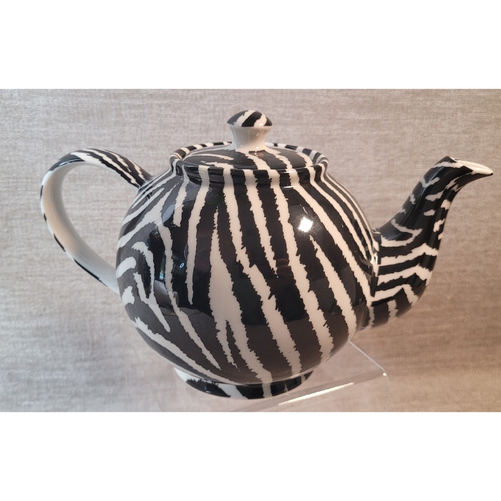Paul Cardew 2000 Eqqus Grevy's Zebra Stripe Pattern Collectible Teapot EUC - Picture 4 of 12